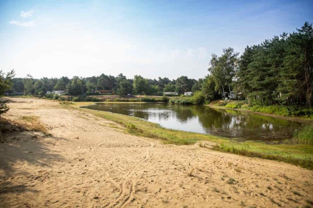 3 Bedroom Chalet On Camping Gt Balen Buitenkant foto