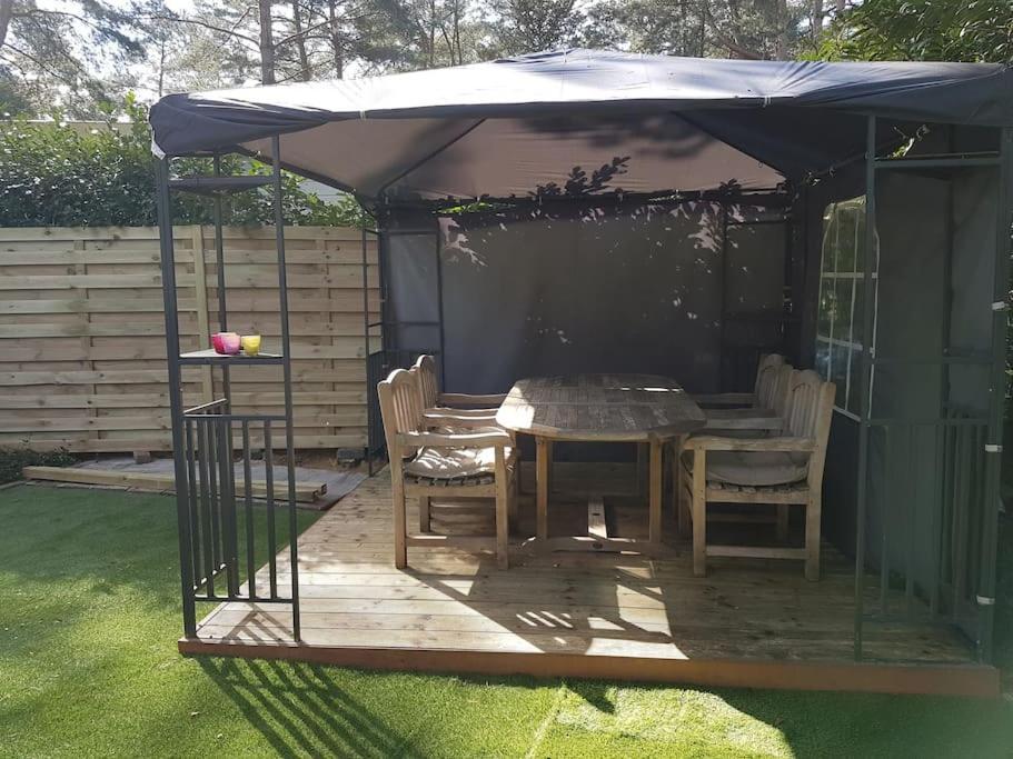 3 Bedroom Chalet On Camping Gt Balen Buitenkant foto